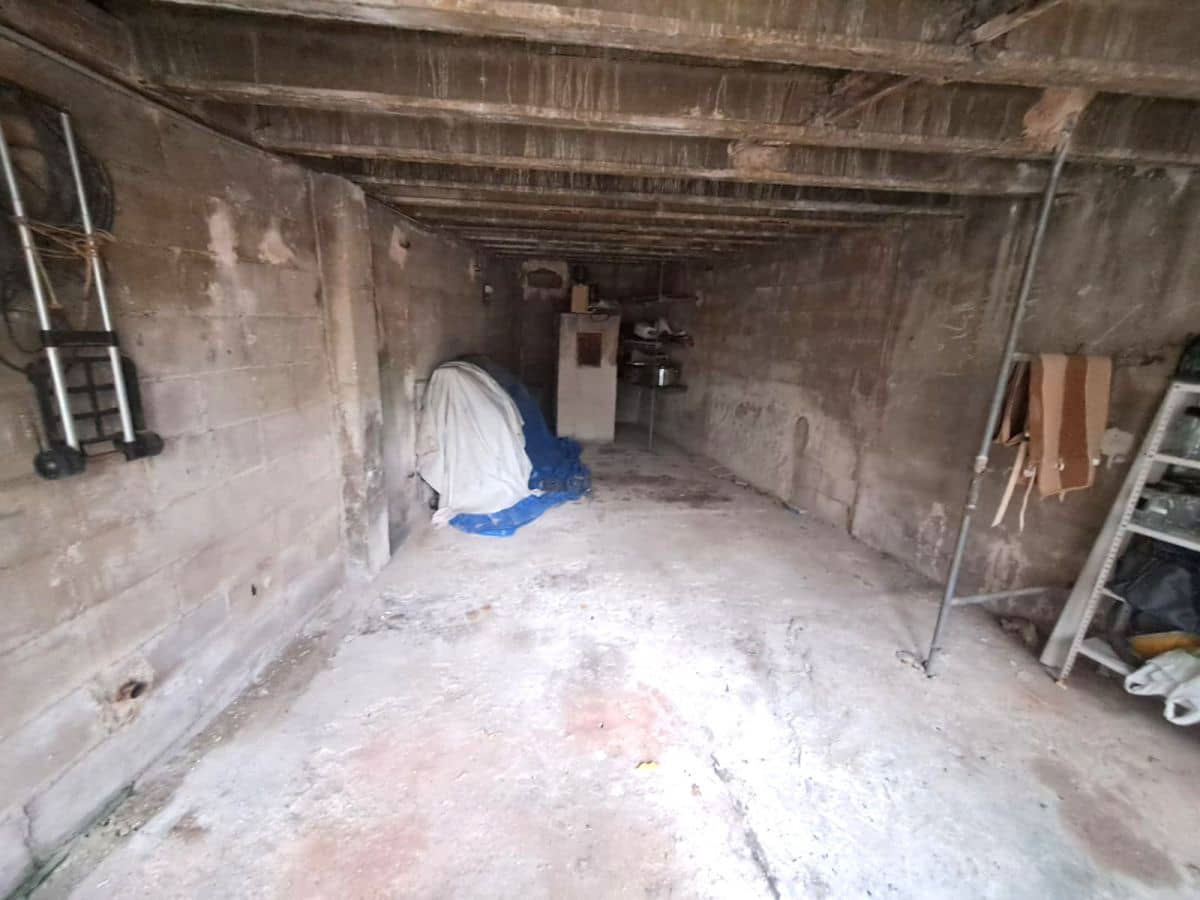 Comercial para venda em Gandia - 140 000 € (Ref: 8047997)