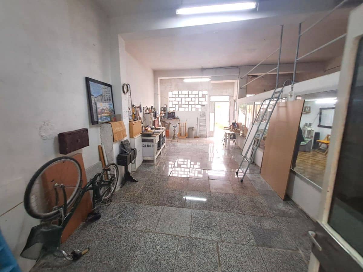Comercial para venda em Gandia - 140 000 € (Ref: 8047997)