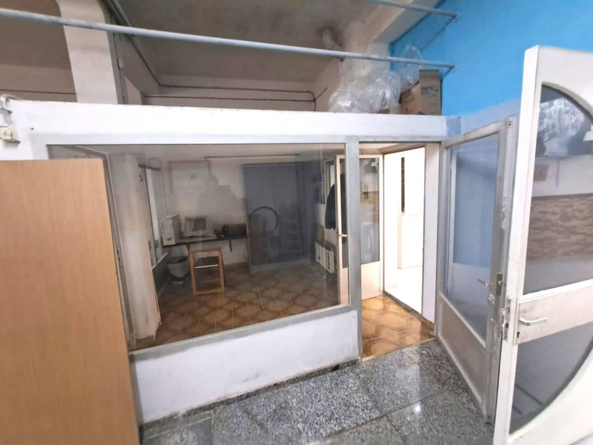 Comercial para venda em Gandia - 140 000 € (Ref: 8047997)