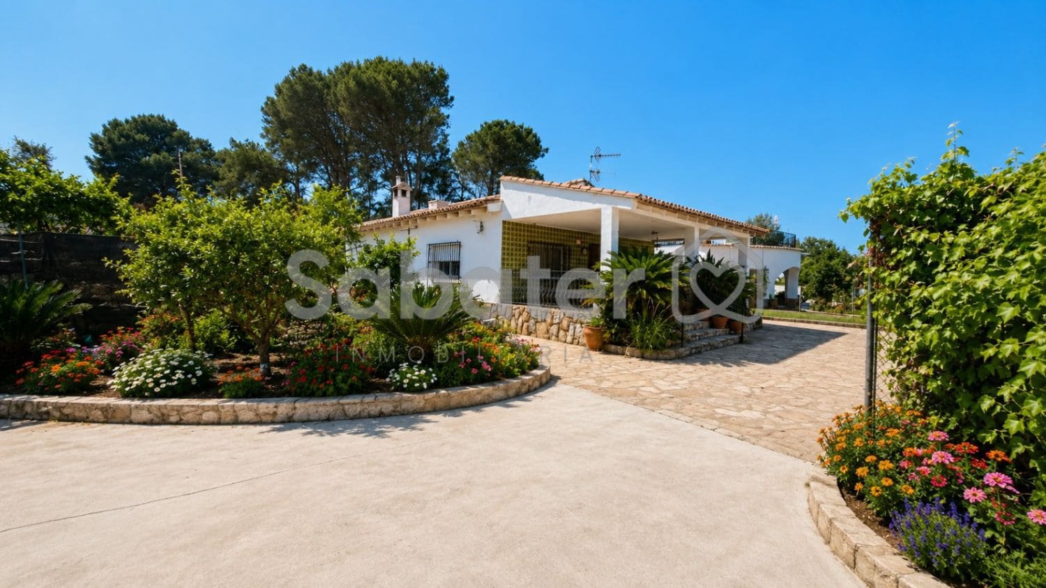4 bedroom Villa for sale in Gandia - € 299,000 (Ref: 9891934)
