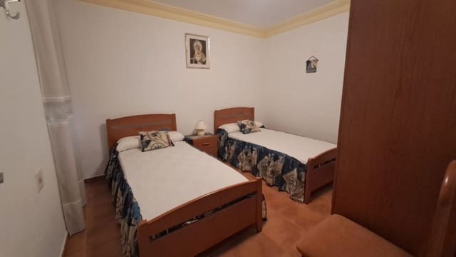 3 quarto Apartamento para venda em Gandia - 108 000 € (Ref: 9933725)