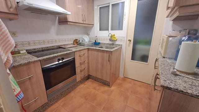 3 quarto Apartamento para venda em Gandia - 108 000 € (Ref: 9933725)