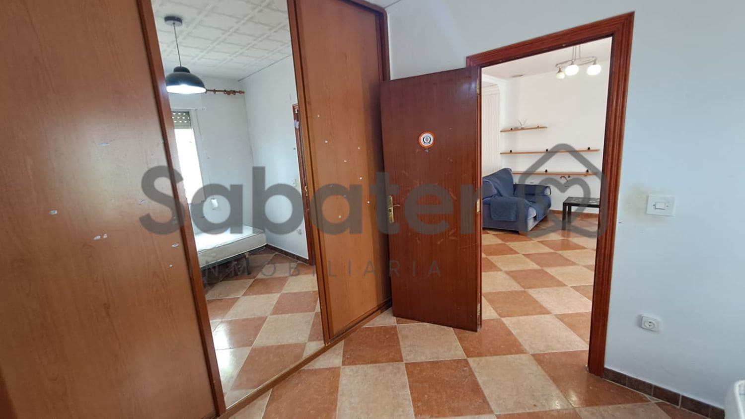 2 bedroom Townhouse for sale in Gandia - € 125,000 (Ref: 9976913)