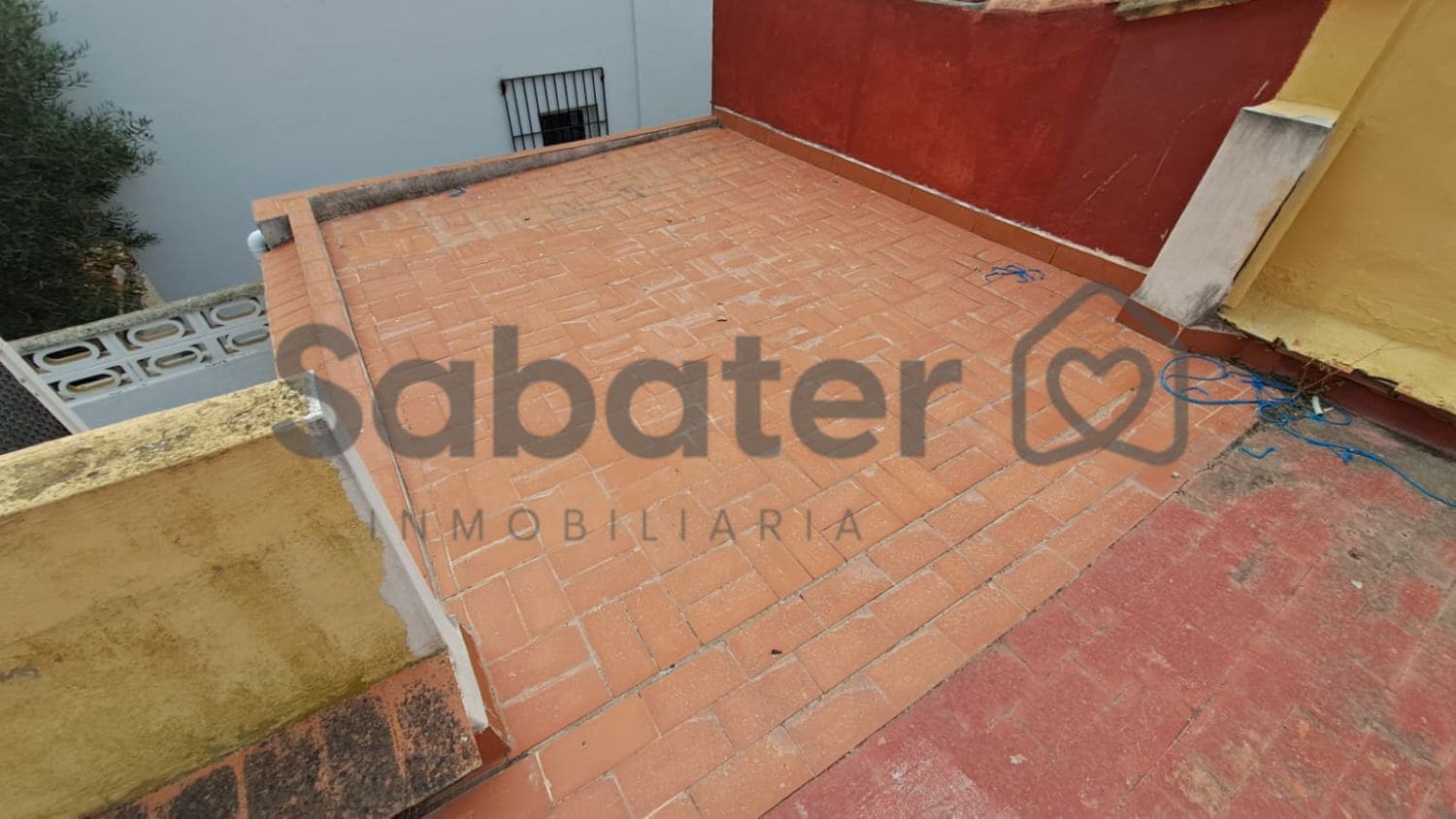 2 bedroom Townhouse for sale in Gandia - € 125,000 (Ref: 9976913)
