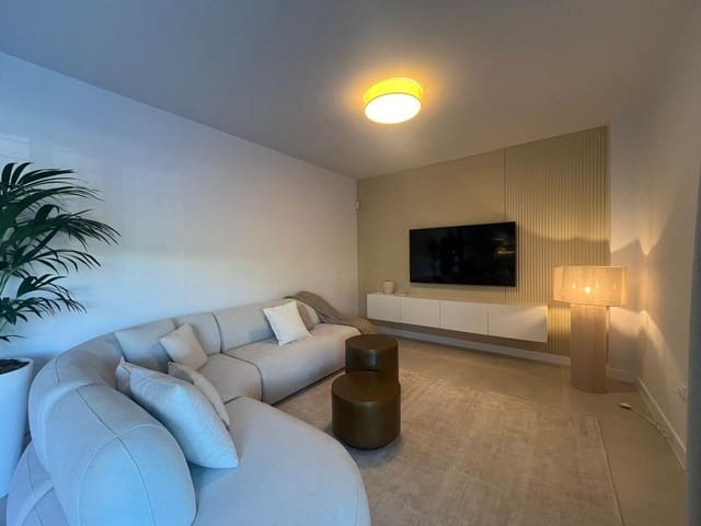 3 slaapkamer Flat te koop in Casares Golf - Casares del Sol, Casares met zwembad garage - € 535.000 (Ref: 10000502)