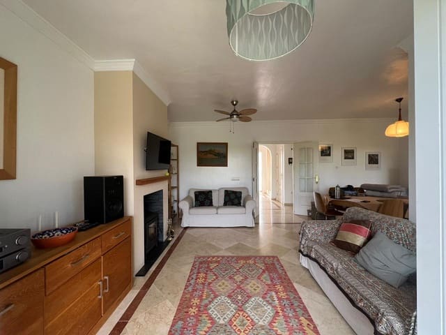 3 chambre Villa/Maison à vendre à La Alcaidesa avec piscine garage - 515 000 € (Ref: 10026879)