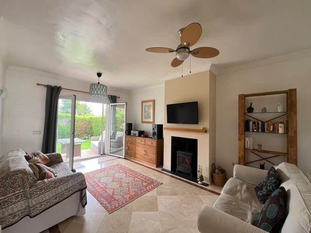 3 chambre Villa/Maison à vendre à La Alcaidesa avec piscine garage - 515 000 € (Ref: 10026879)