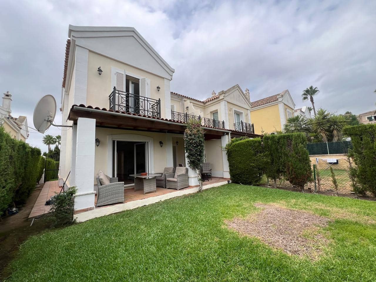 3 quarto Moradia para venda em La Alcaidesa com piscina garagem - 515 000 € (Ref: 10026879)