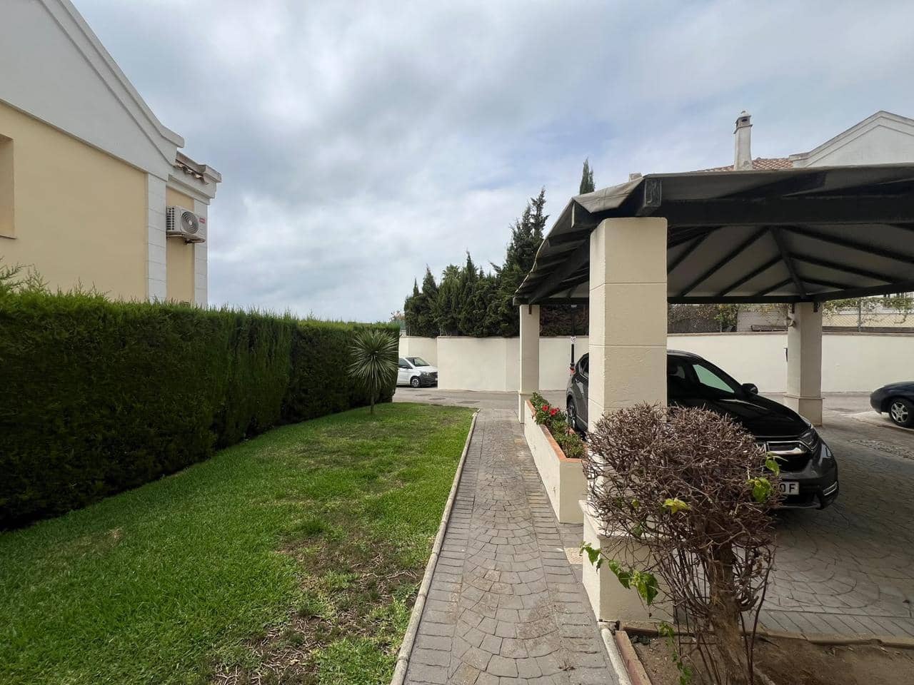 3 quarto Moradia para venda em La Alcaidesa com piscina garagem - 515 000 € (Ref: 10026879)