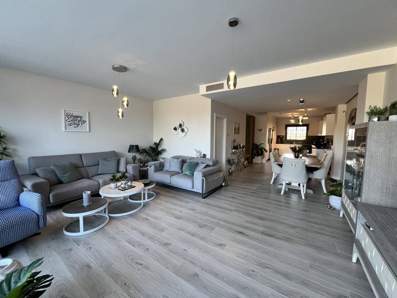 4 soveværelse Villa til salg i San Roque med swimmingpool garage - € 869.000 (Ref: 10037746)