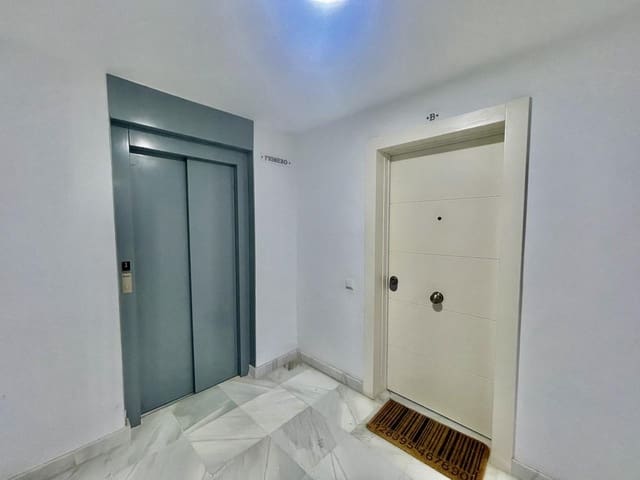 3 bedroom Flat for sale in Chullera, Manilva with pool garage - € 345,000 (Ref: 10037748)
