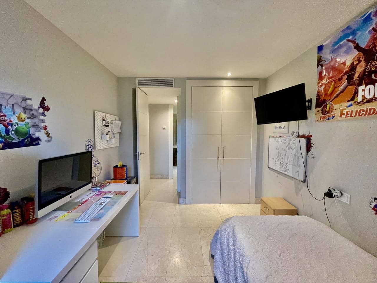 3 Zimmer Wohnung zu verkaufen in Manilva mit Pool Garage - 345.000 € (Ref: 10037748)