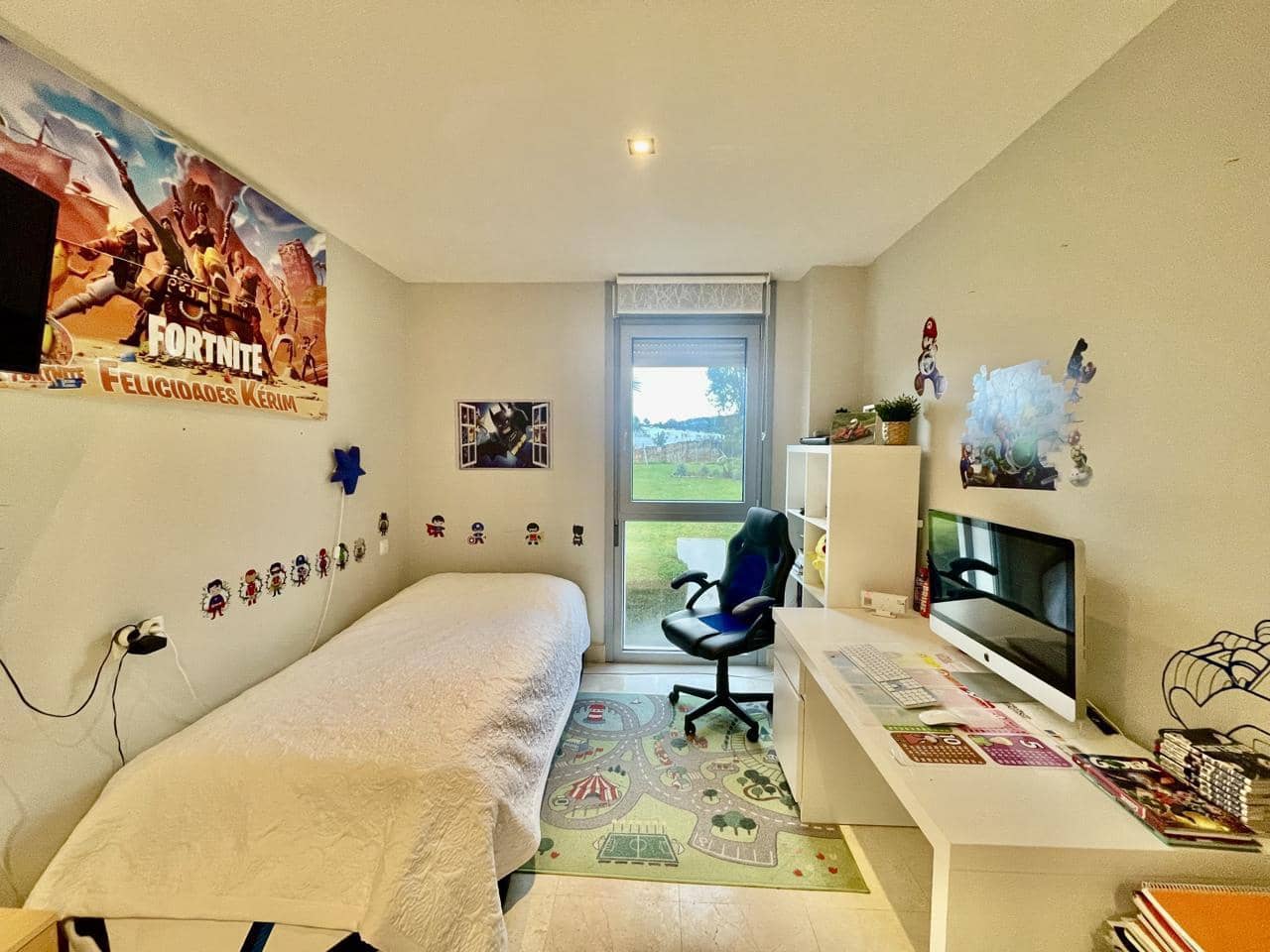 3 Zimmer Wohnung zu verkaufen in Manilva mit Pool Garage - 345.000 € (Ref: 10037748)