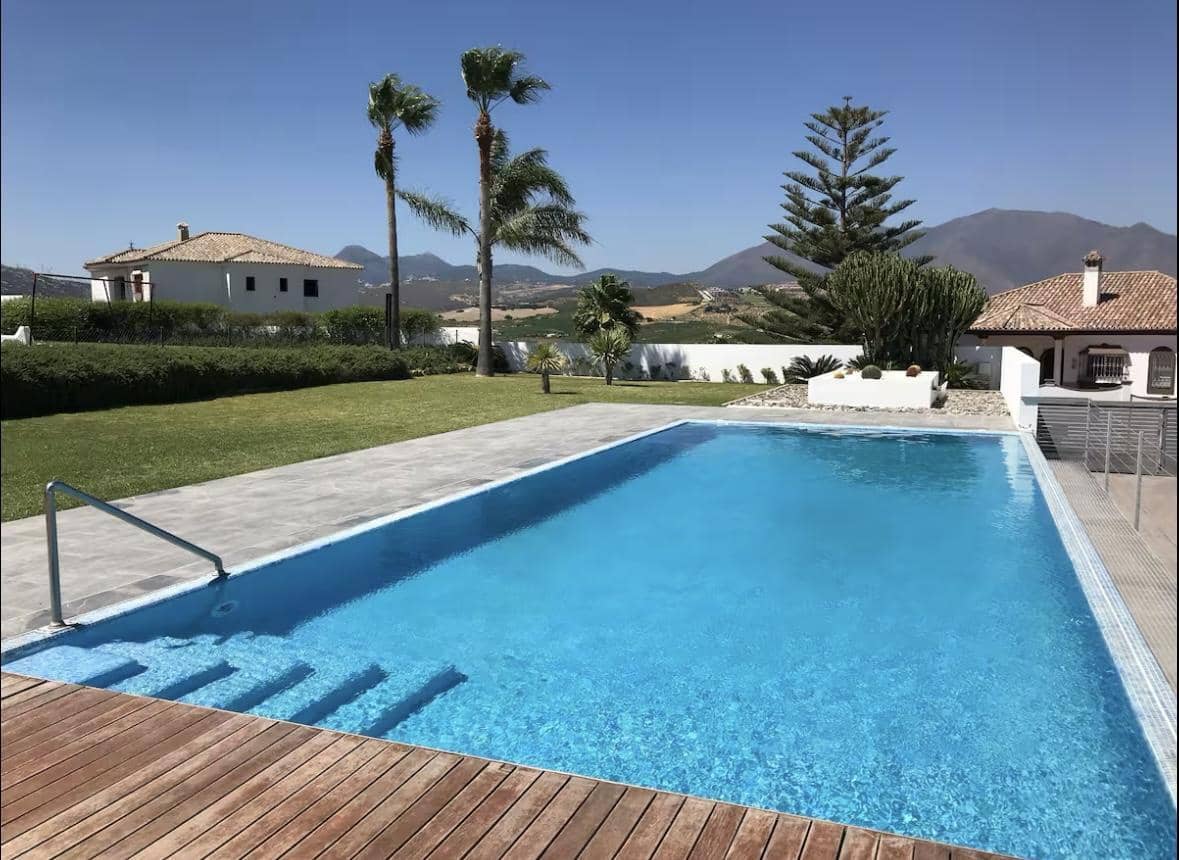 6 slaapkamer Finca/Landhuis te koop in Manilva met zwembad garage - € 2.500.000 (Ref: 10037749)