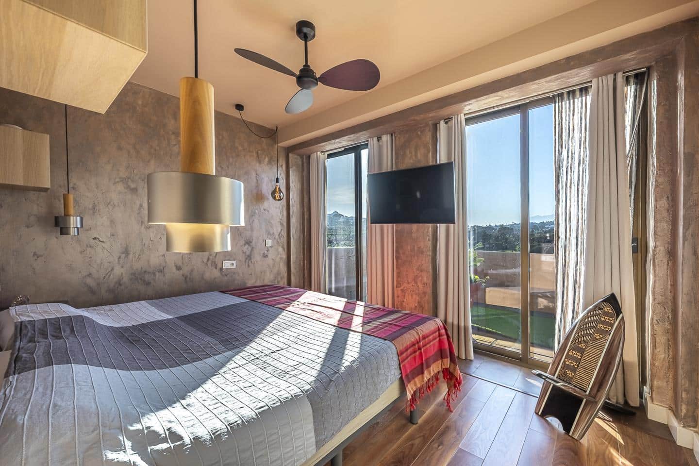 3 soverom Leilighet til salgs i Estepona med svømmebasseng garasje - € 798 000 (Ref: 10037753)