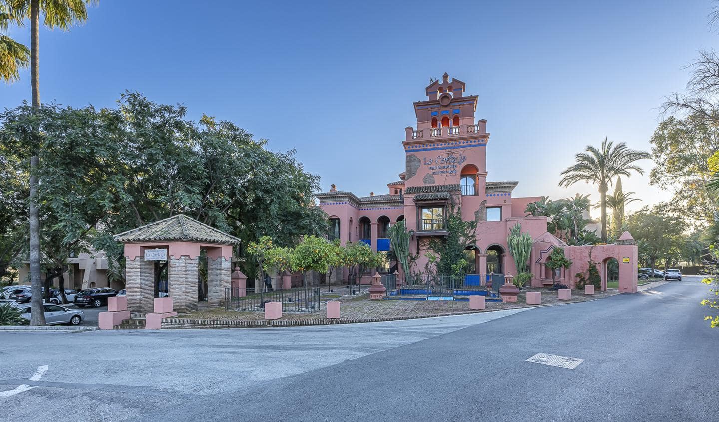 3 soverom Leilighet til salgs i Estepona med svømmebasseng garasje - € 798 000 (Ref: 10037753)