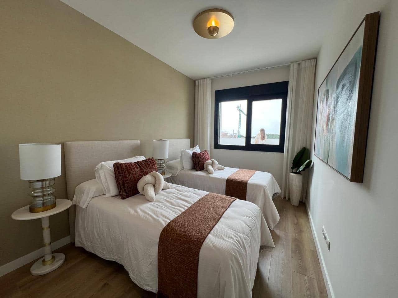 Piso de 2 habitaciones en Casares en venta con piscina garaje - 490.000 € (Ref: 10037755)