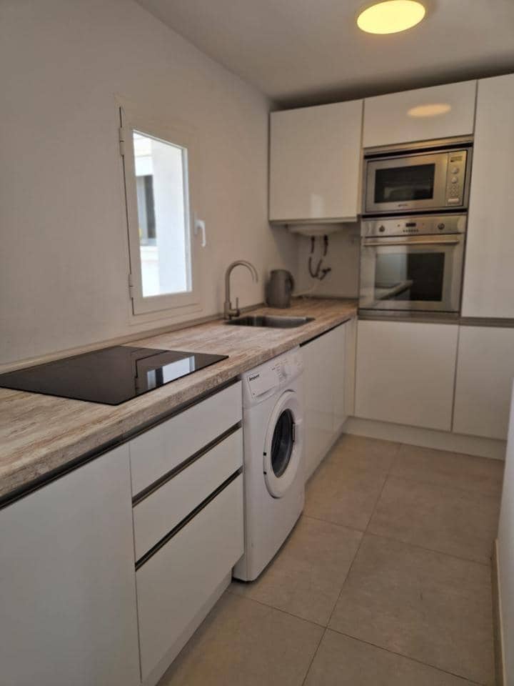 1 bedroom Flat for sale in Estepona - € 249,000 (Ref: 10037759)