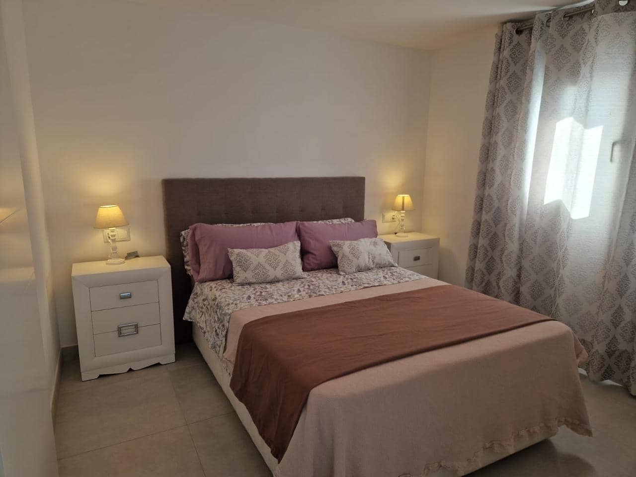 1 bedroom Flat for sale in Estepona - € 249,000 (Ref: 10037759)