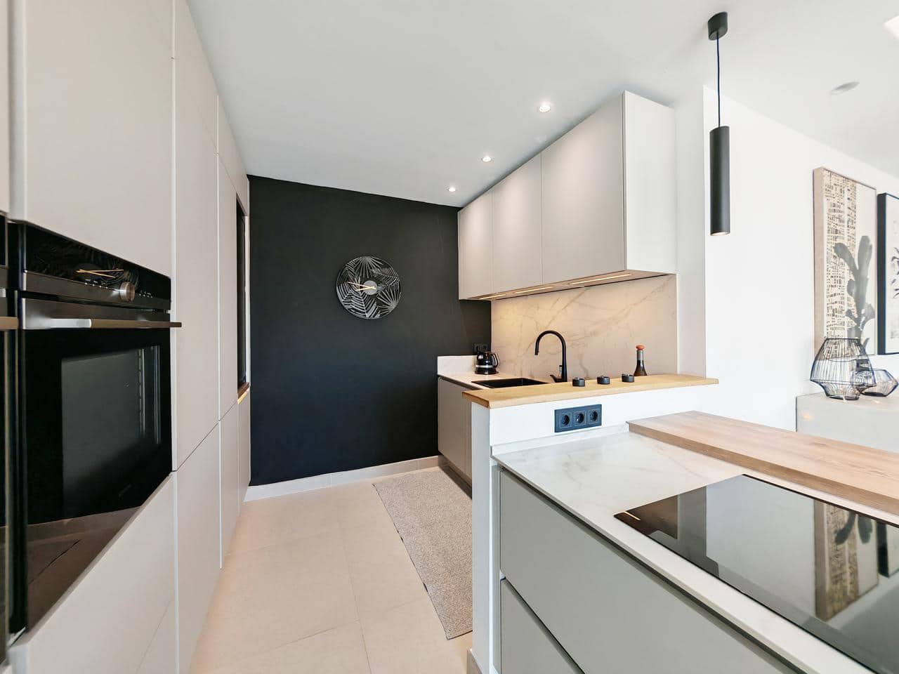5 slaapkamer Villa te koop in Estepona met zwembad garage - € 1.395.000 (Ref: 10037760)