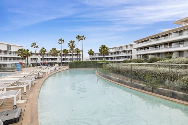 2 chambre Appartement à vendre à Guadalobón, Estepona avec piscine garage - 898 000 € (Ref: 10039222)