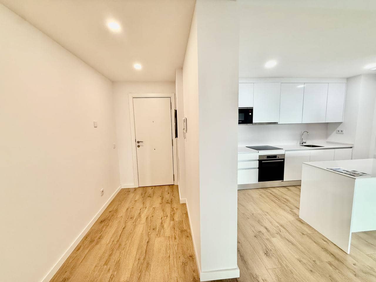 2 sypialnia Mieszkanie na sprzedaż w Estepona z basenem garażem - 580 000 € (Ref: 10046098)