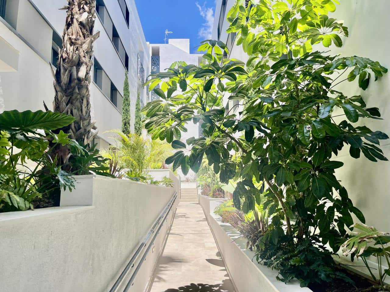 2 sypialnia Mieszkanie na sprzedaż w Estepona z basenem garażem - 580 000 € (Ref: 10046098)