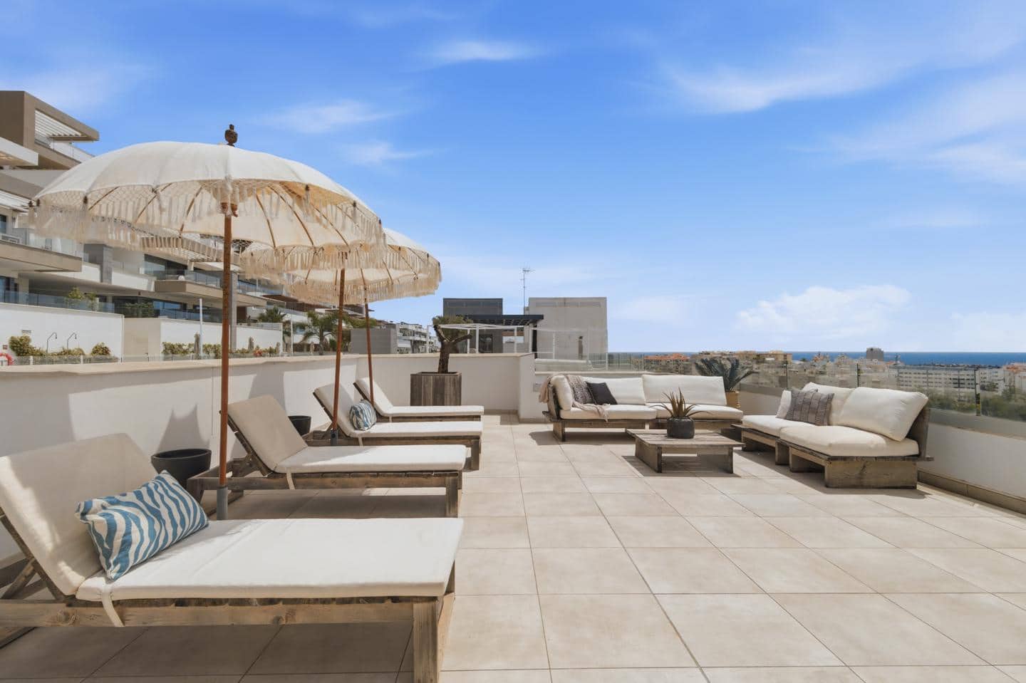 3 camera da letto Appartamento in vendita in Estepona con piscina garage - 1.039.000 € (Rif: 10071015)
