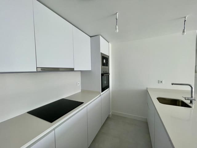 2 makuuhuone Asunto myytävänä paikassa San Luis de Sabinillas, Manilva mukana uima-altaan 
autotalli - 495 000 € (Ref: 10145118)
