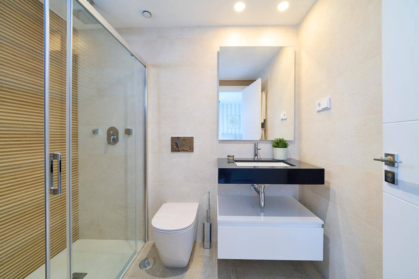 Piso de 2 habitaciones en Atalaya-Isdabe en venta con piscina garaje - 720.000 € (Ref: 10145251)