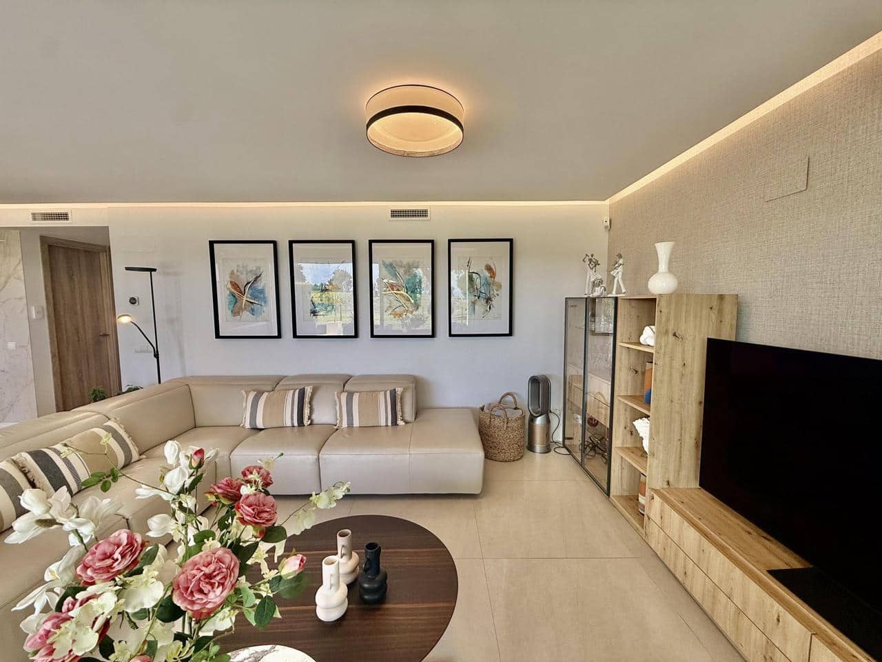 3 bedroom Flat for sale in San Roque with pool garage - € 659,000 (Ref: 10160453)