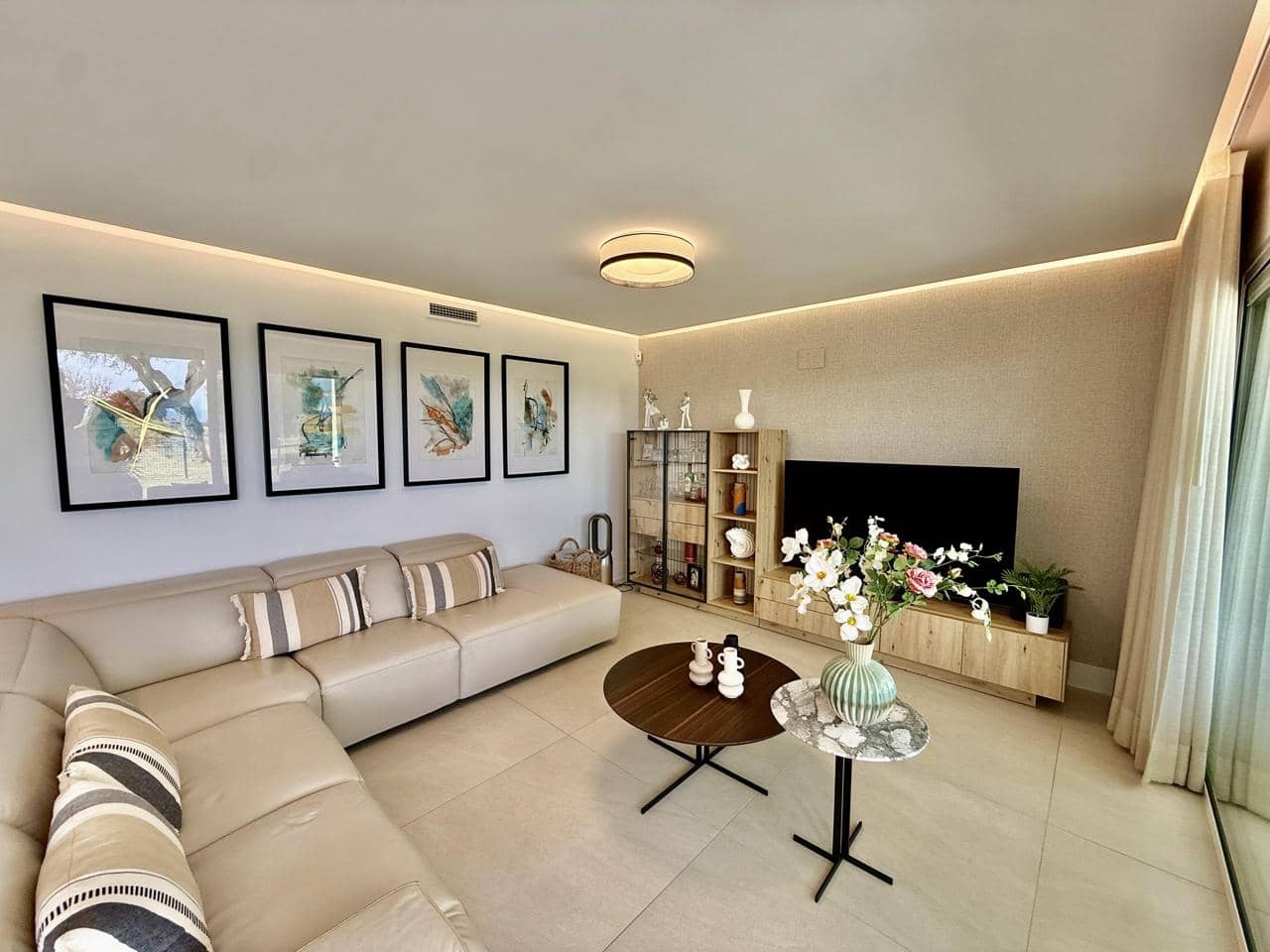 3 bedroom Flat for sale in San Roque with pool garage - € 659,000 (Ref: 10160453)