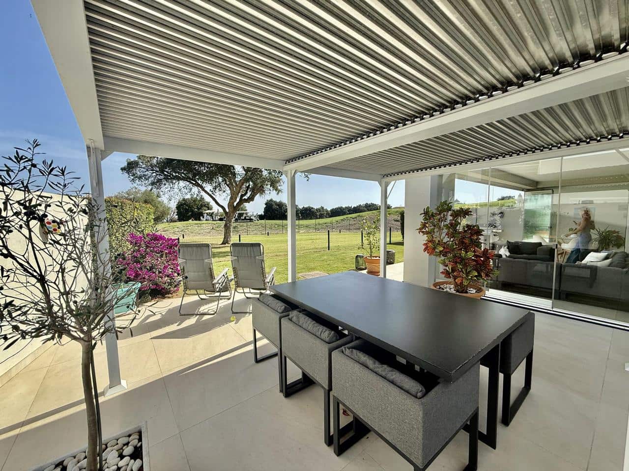 3 bedroom Flat for sale in San Roque with pool garage - € 659,000 (Ref: 10160453)
