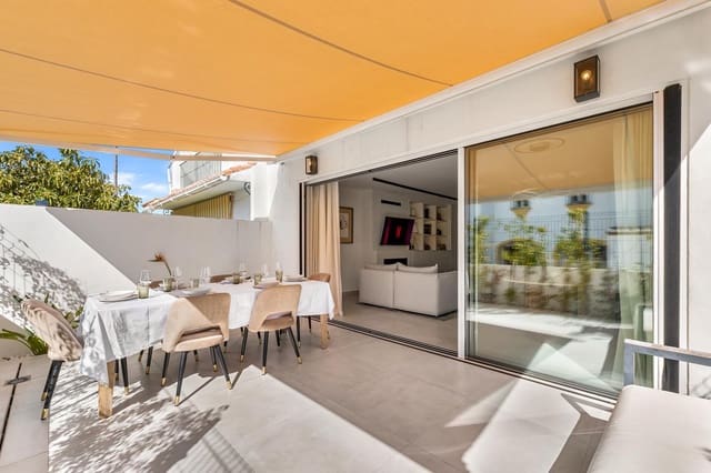 4 soveværelse Villa til salg i Nueva Atalaya, Estepona med swimmingpool garage - € 649.500 (Ref: 10187312)