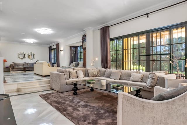 Chalet de 6 habitaciones en Atalaya-Isdabe, Estepona en venta con piscina garaje - 2.990.000 € (Ref: 10187313)