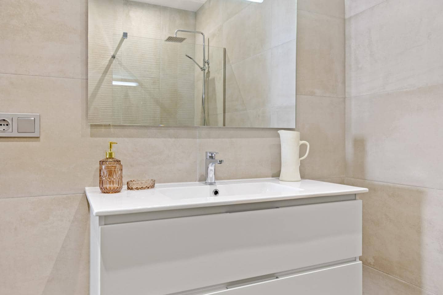 3 slaapkamer Flat te koop in Estepona met zwembad garage - € 739.000 (Ref: 8665709)