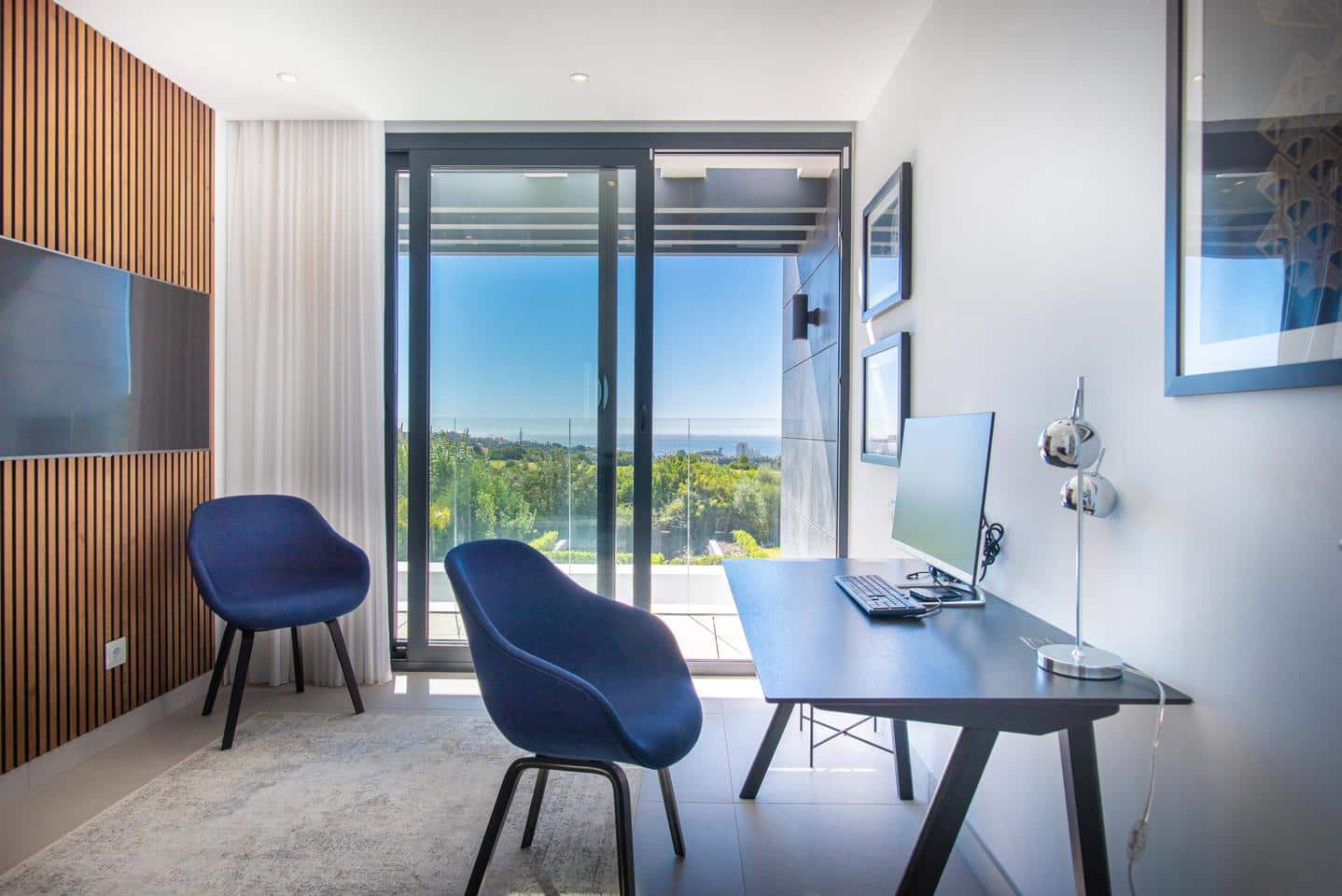 6 sypialnia Willa na sprzedaż w Estepona z basenem garażem - 2 695 000 € (Ref: 8756624)