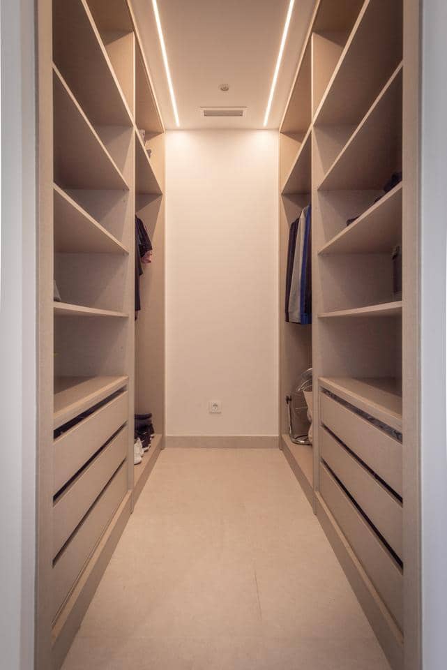 6 sypialnia Willa na sprzedaż w Estepona z basenem garażem - 2 695 000 € (Ref: 8756624)