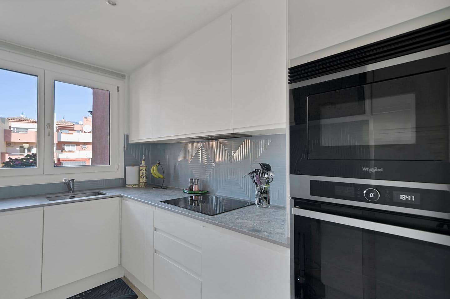 2 soverom Leilighet til salgs i El Padron med svømmebasseng garasje - € 850 000 (Ref: 8839381)