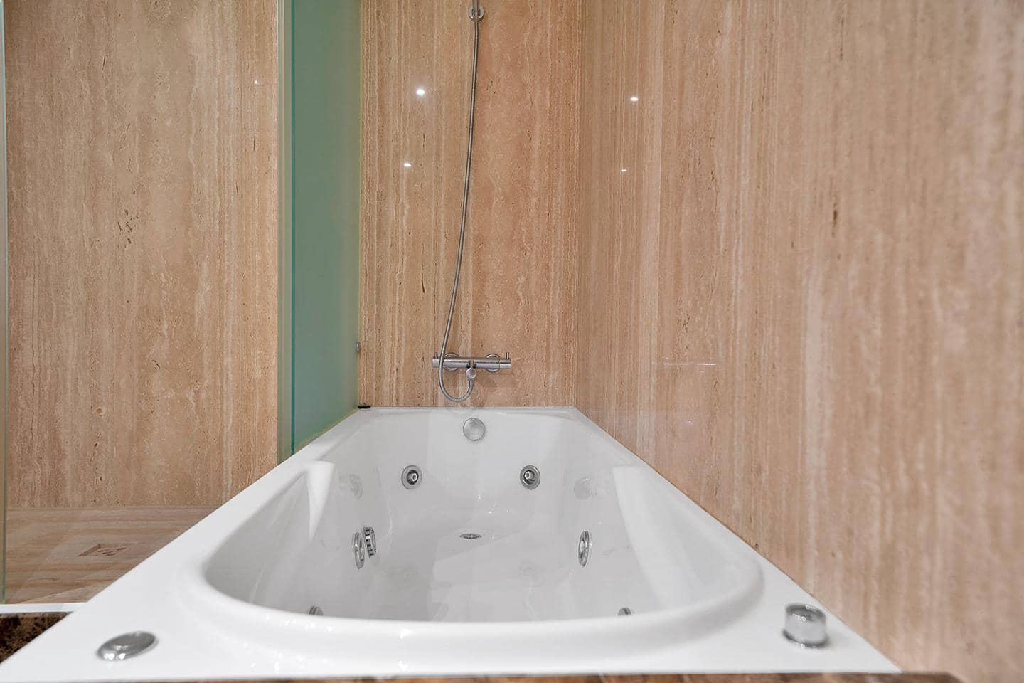 2 soverom Leilighet til salgs i El Padron med svømmebasseng garasje - € 850 000 (Ref: 8839381)