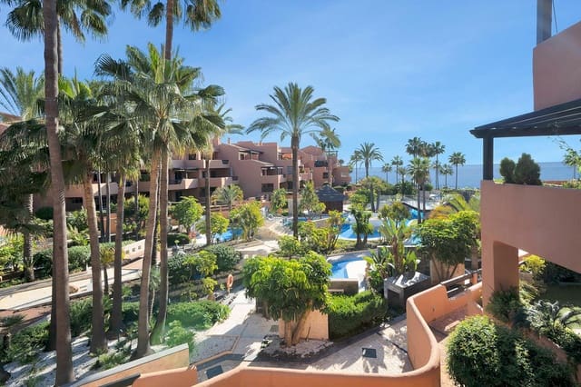 2 soverom Leilighet til salgs i El Padrón, Estepona med svømmebasseng garasje - € 850 000 (Ref: 8839381)