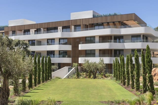 3 sovrum Lägenhet till salu i Sotogrande Alto, San Roque med pool garage - 1 300 000 € (Ref: 8889294)