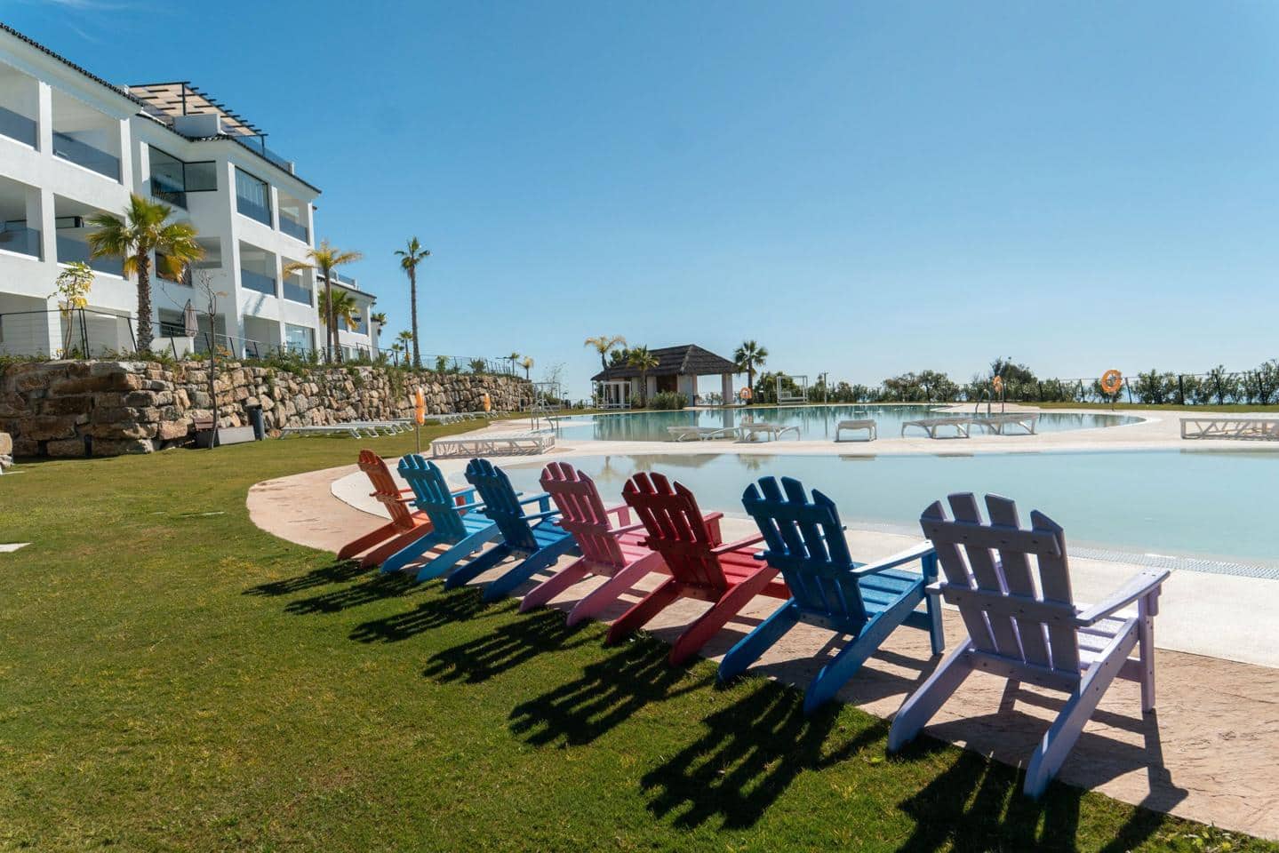 3 bedroom Flat for sale in Estepona with pool garage - € 767,495 (Ref: 8904907)