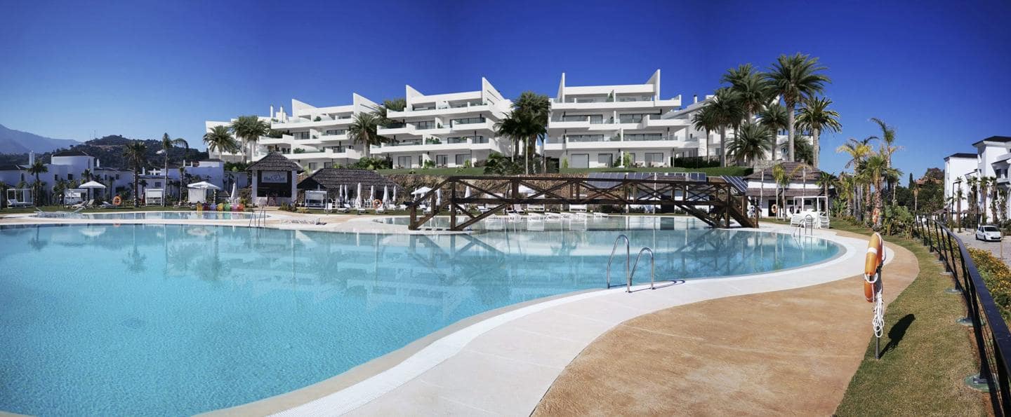 3 bedroom Flat for sale in Estepona with pool garage - € 767,495 (Ref: 8904907)
