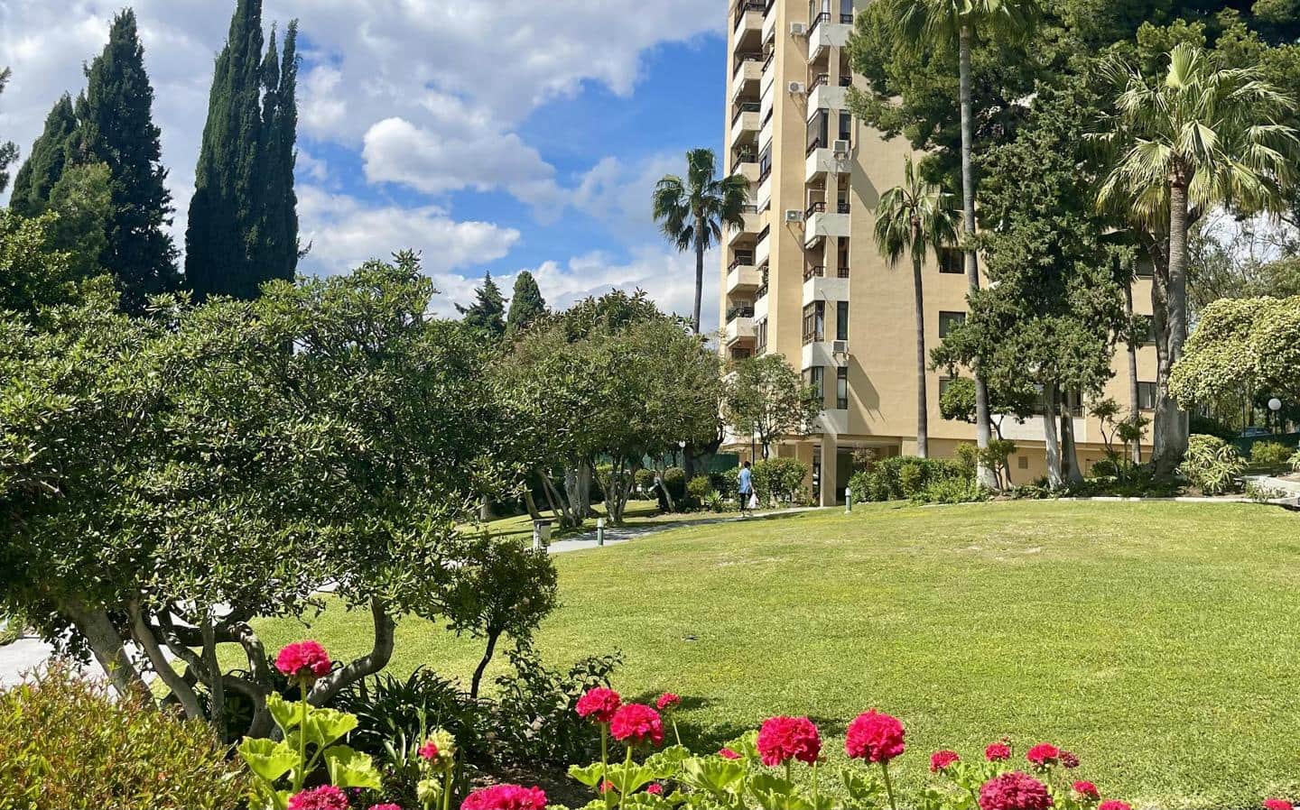 Wohnung zu verkaufen in Marbella mit Pool Garage - 257.000 € (Ref: 8971714)