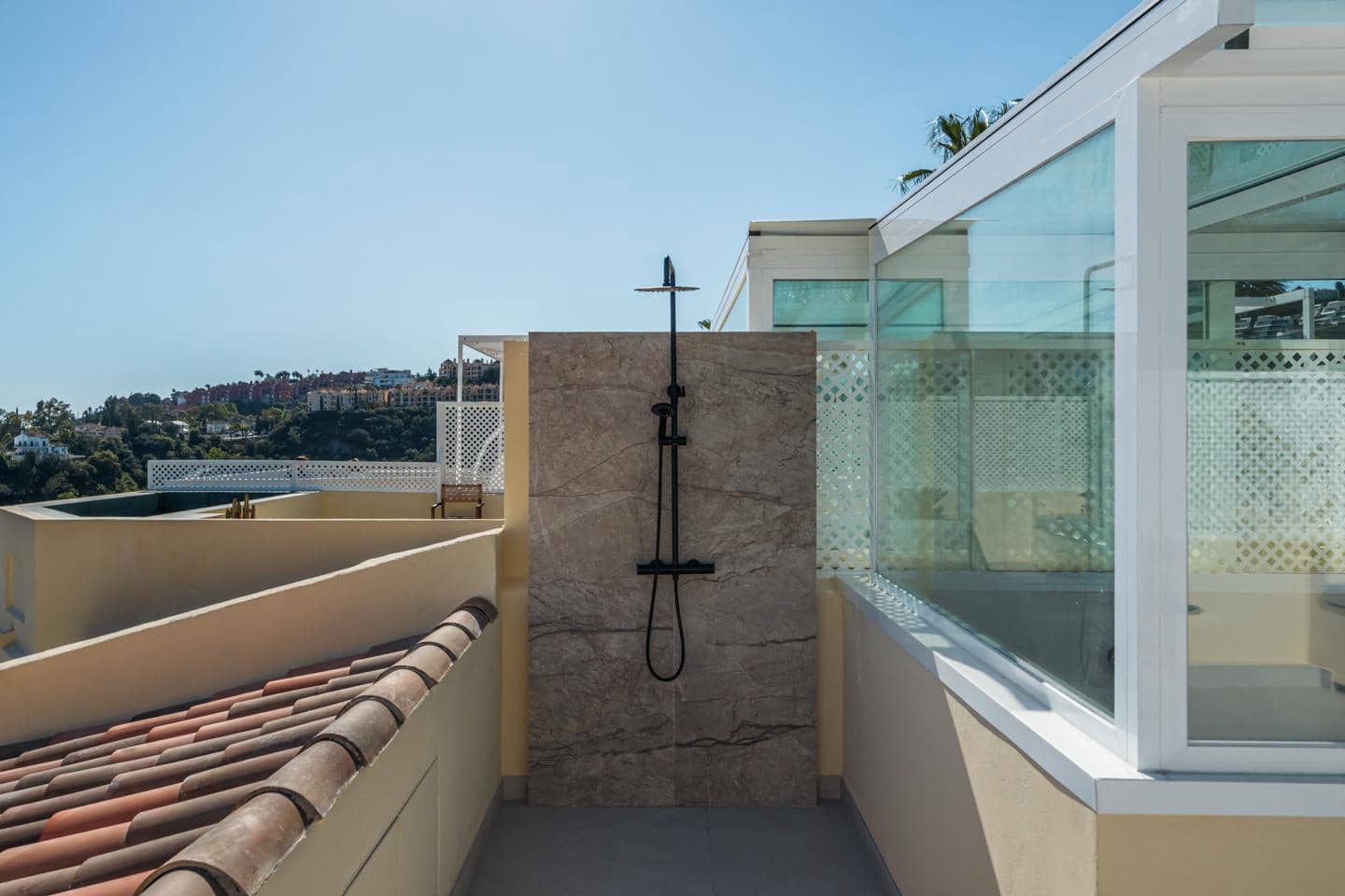 3 soveværelse Villa til salg i Benahavis med swimmingpool garage - € 1.650.000 (Ref: 8977663)