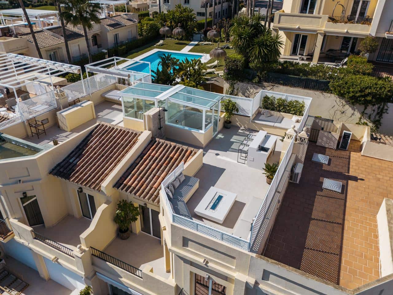 3 soveværelse Villa til salg i Benahavis med swimmingpool garage - € 1.650.000 (Ref: 8977663)