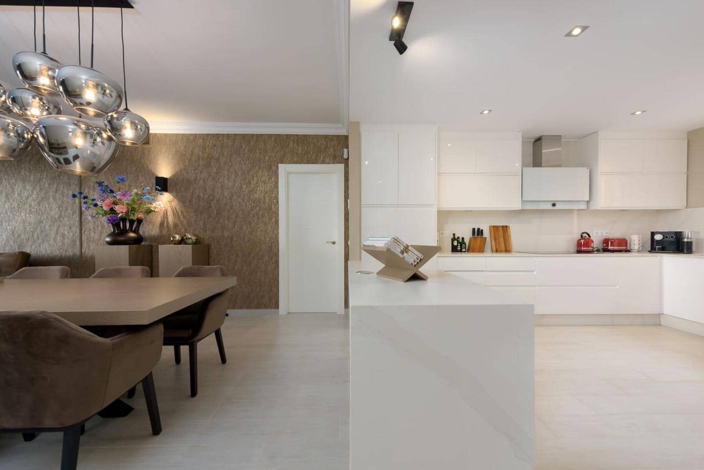 2 sovrum Lägenhet till salu i Benahavis med pool garage - 740 000 € (Ref: 8981291)