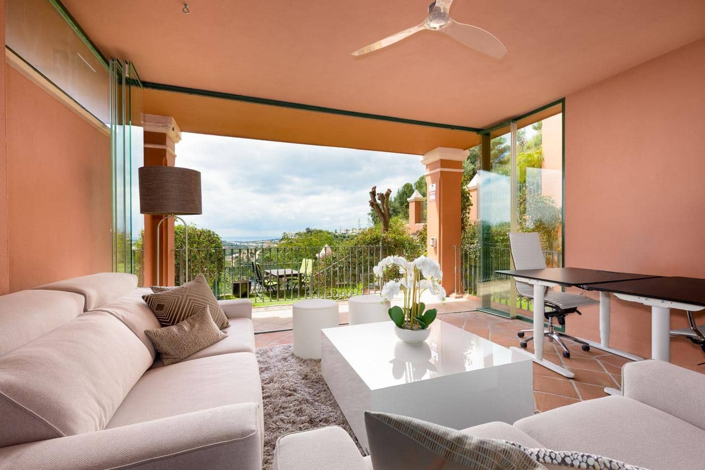 2 sovrum Lägenhet till salu i Benahavis med pool garage - 740 000 € (Ref: 8981291)