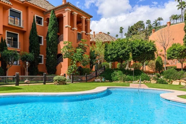 2 sovrum Lägenhet till salu i La Quinta, Benahavís med pool garage - 740 000 € (Ref: 8981291)